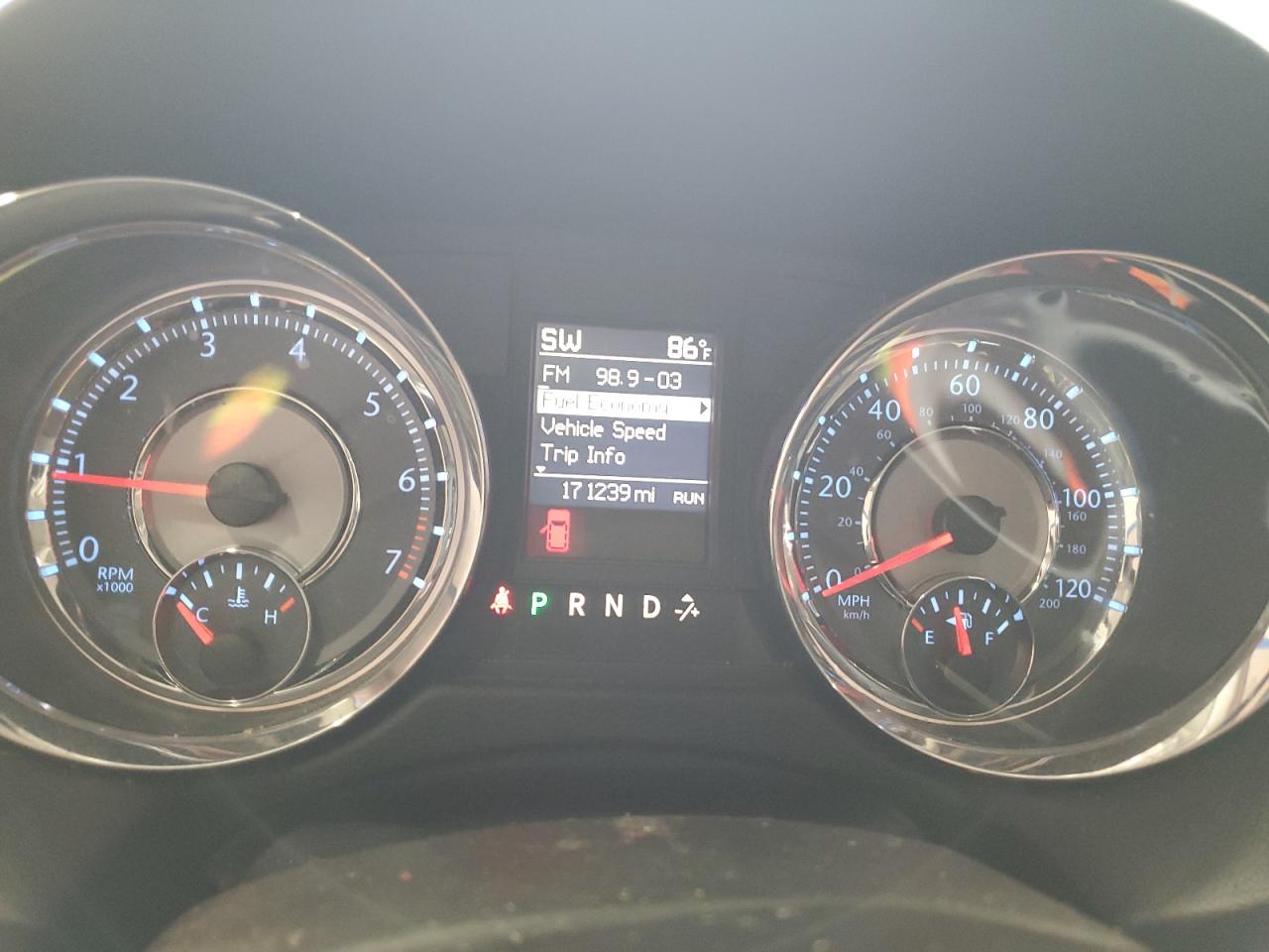 2011 Chrysler Town & Country Limited VIN: 2A4RR6DG8BR655324 Lot: 64818804