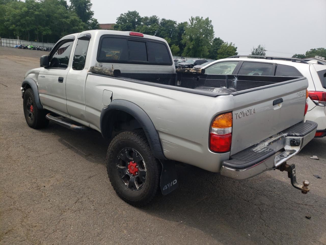 2003 Toyota Tacoma - Image 2