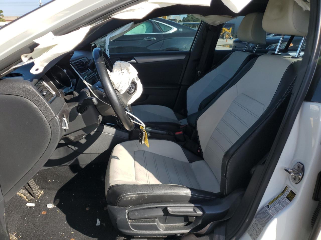 2016 Volkswagen Jetta Sport VIN: 3VWD17AJ1GM253945 Lot: 63335224