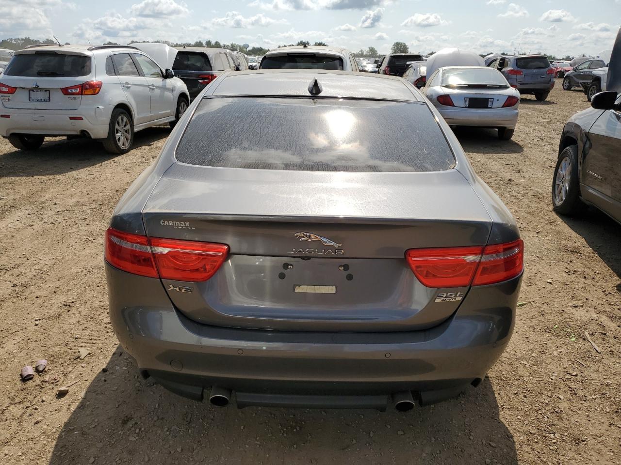 SAJAK4BV1HA971272 2017 Jaguar Xe Prestige