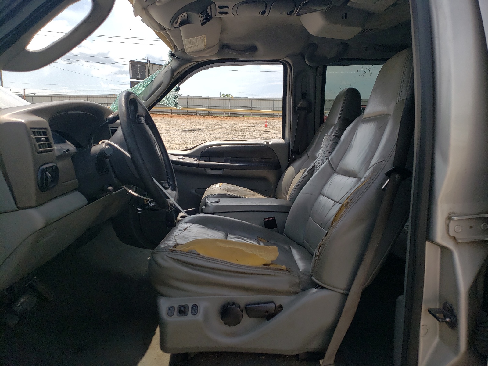 1FMNU41S85EA92207 2005 Ford Excursion Xlt