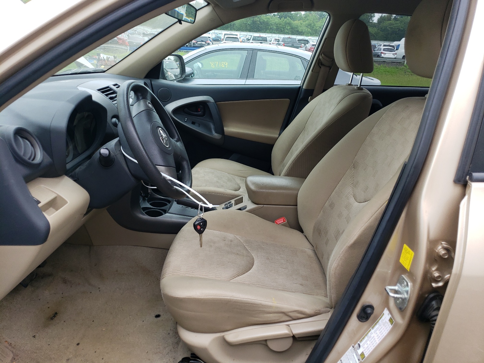 2T3BF4DV9BW120110 2011 Toyota Rav4