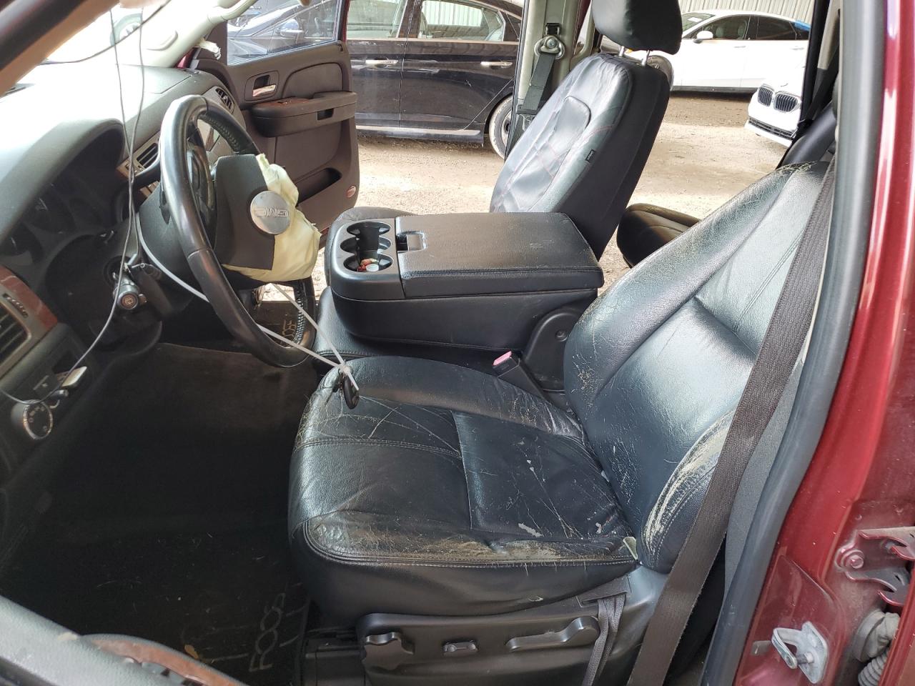 2008 GMC Yukon VIN: 1GKFC13C88J109314 Lot: 77553364