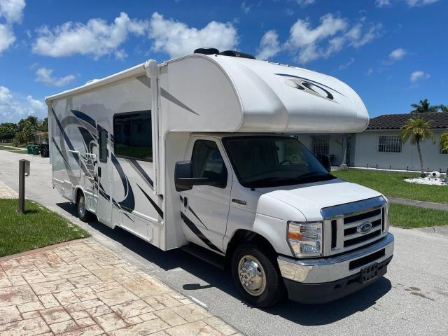 2017 Ford Econoline E350 Super Duty Cutaway Van