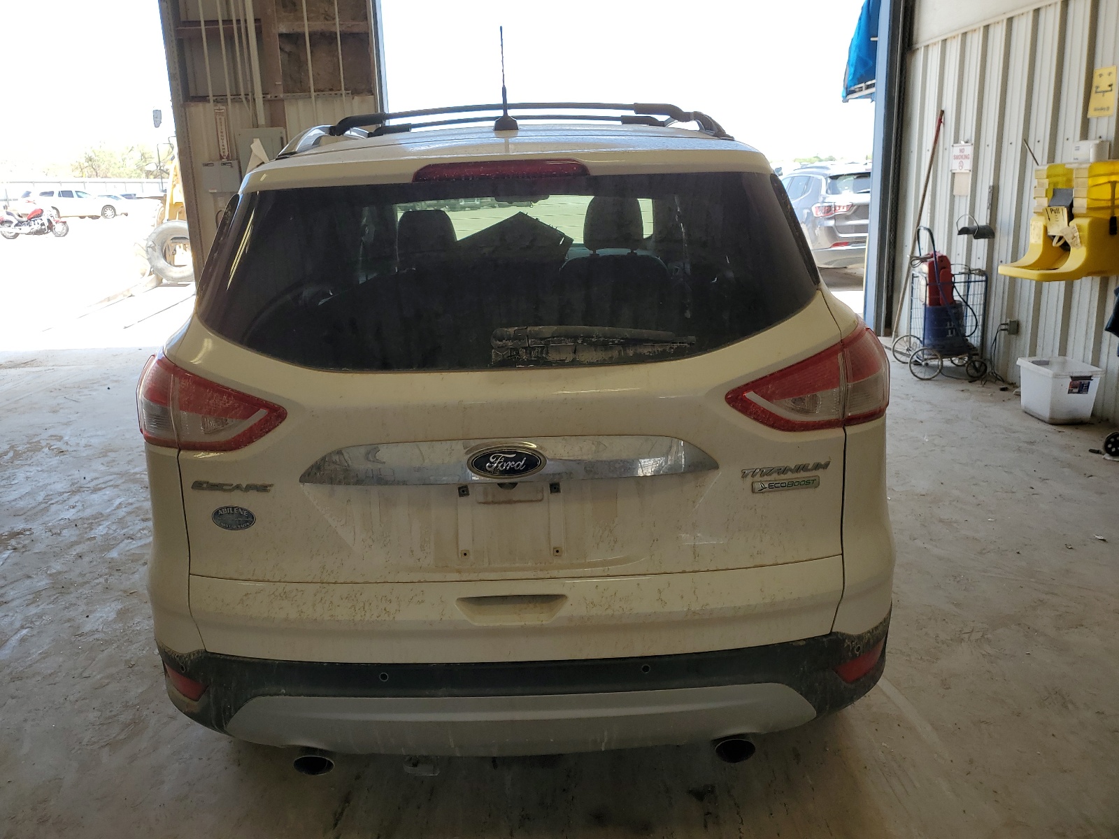1FMCU0J98EUB28769 2014 Ford Escape Titanium