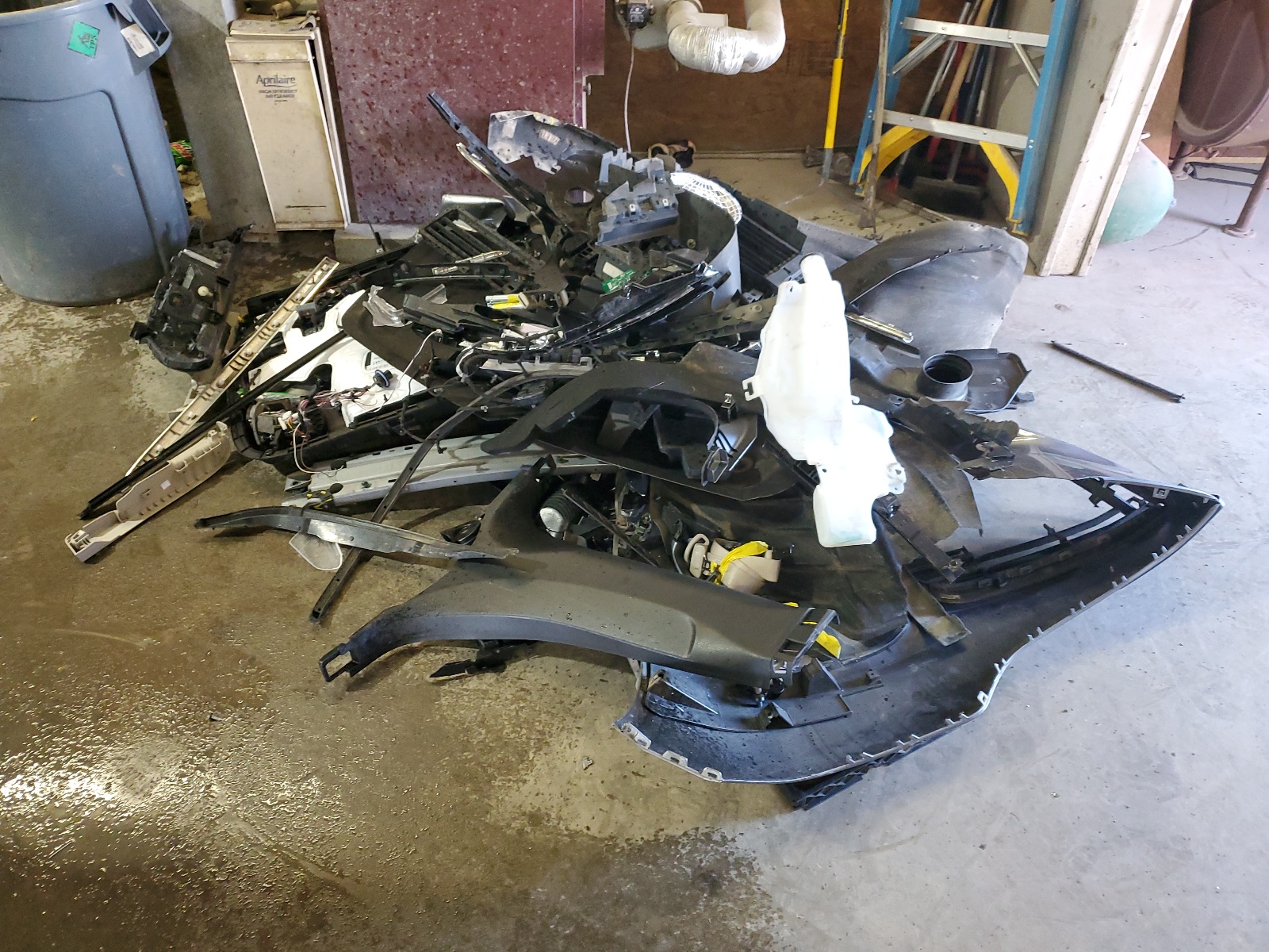 5GAEVAKWXKJ290695 2019 Buick Enclave Essence