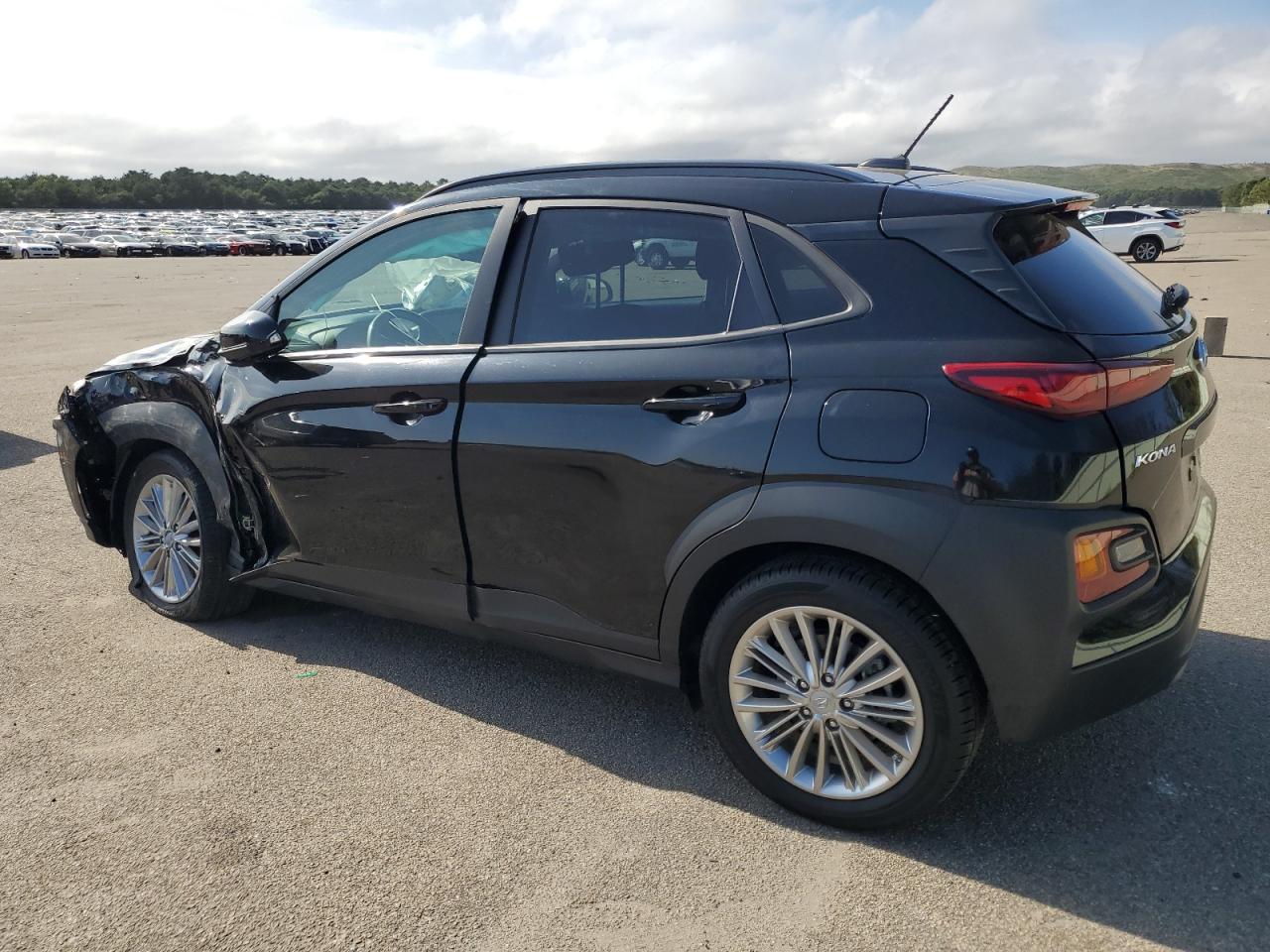 KM8K2CAA2MU747265 2021 HYUNDAI KONA - Image 2