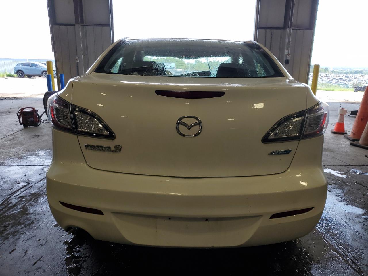 JM1BL1UP3D1790360 2013 Mazda 3 I