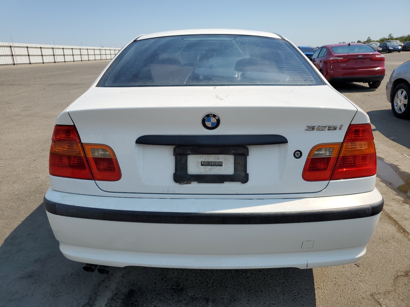 WBAET37482NG82249 2002 BMW 325 I