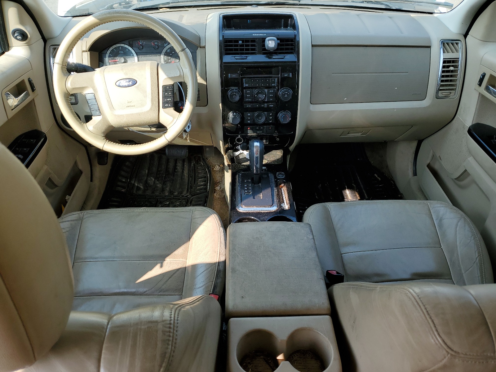 1FMCU0E76BKA13796 2011 Ford Escape Limited