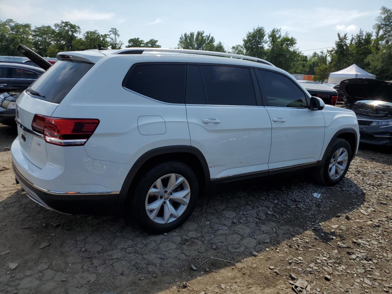 2018 Volkswagen Atlas Sel VIN: 1V2ER2CA0JC541365 Lot: 64215864