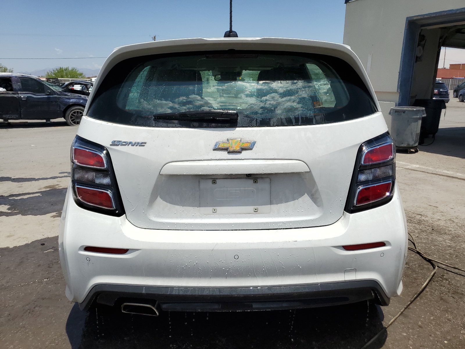 2020 Chevrolet Sonic vin: 1G1JG6SB7L4129537