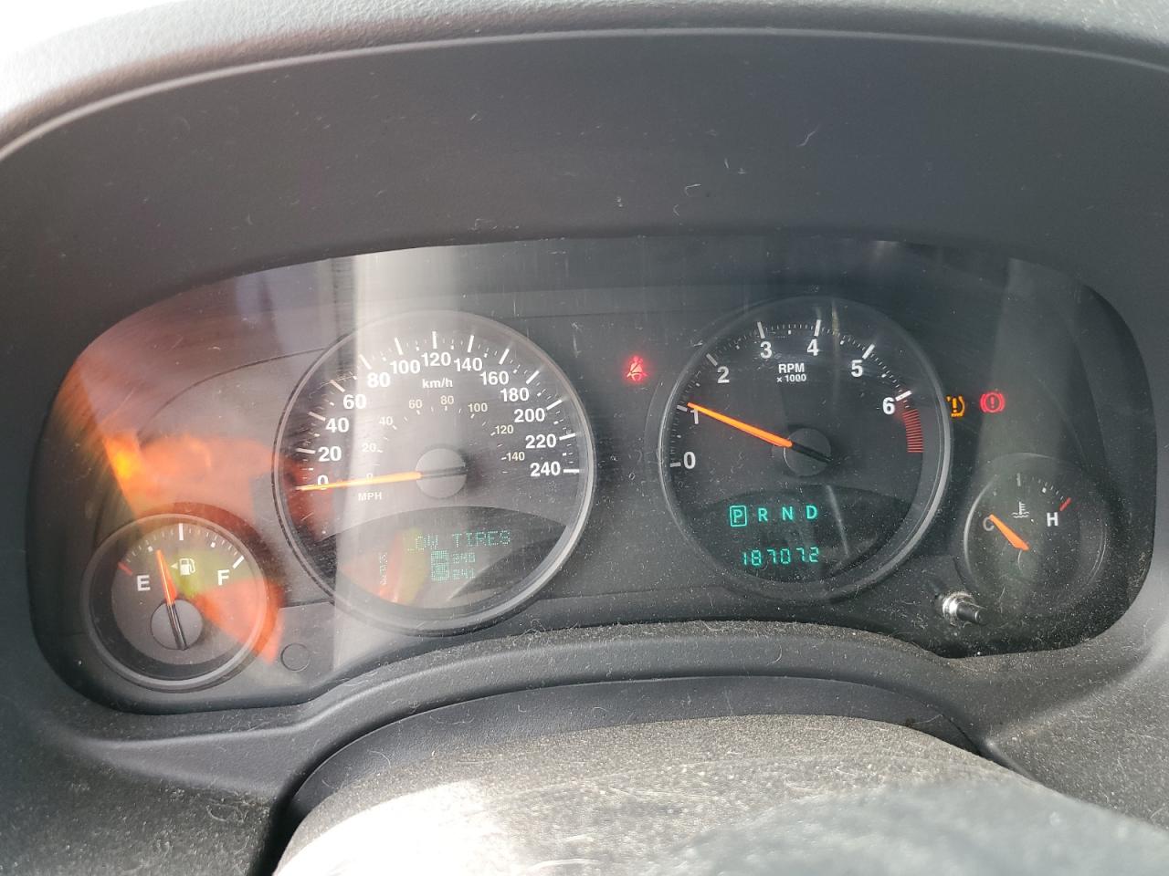 2012 Jeep Compass VIN: 1C4NJDAB2CD624065 Lot: 63105524