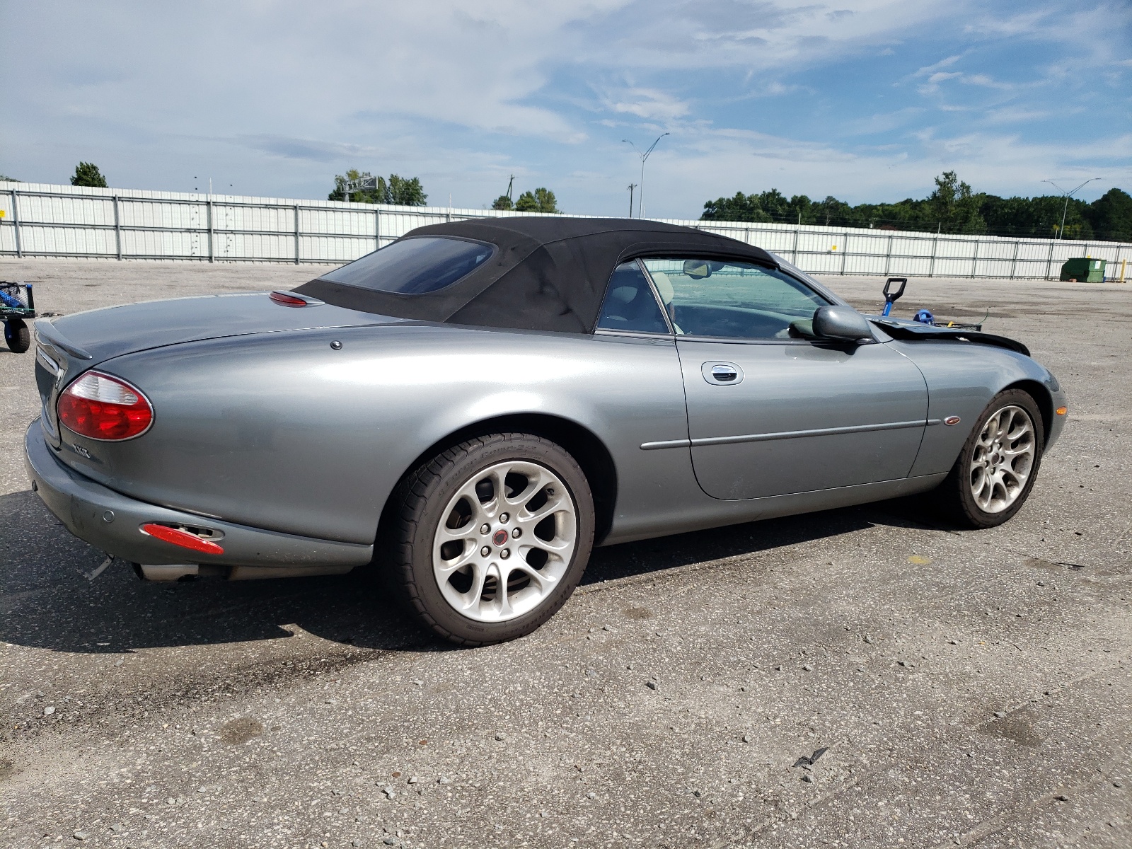 SAJDA42B92PA28849 2002 Jaguar Xkr