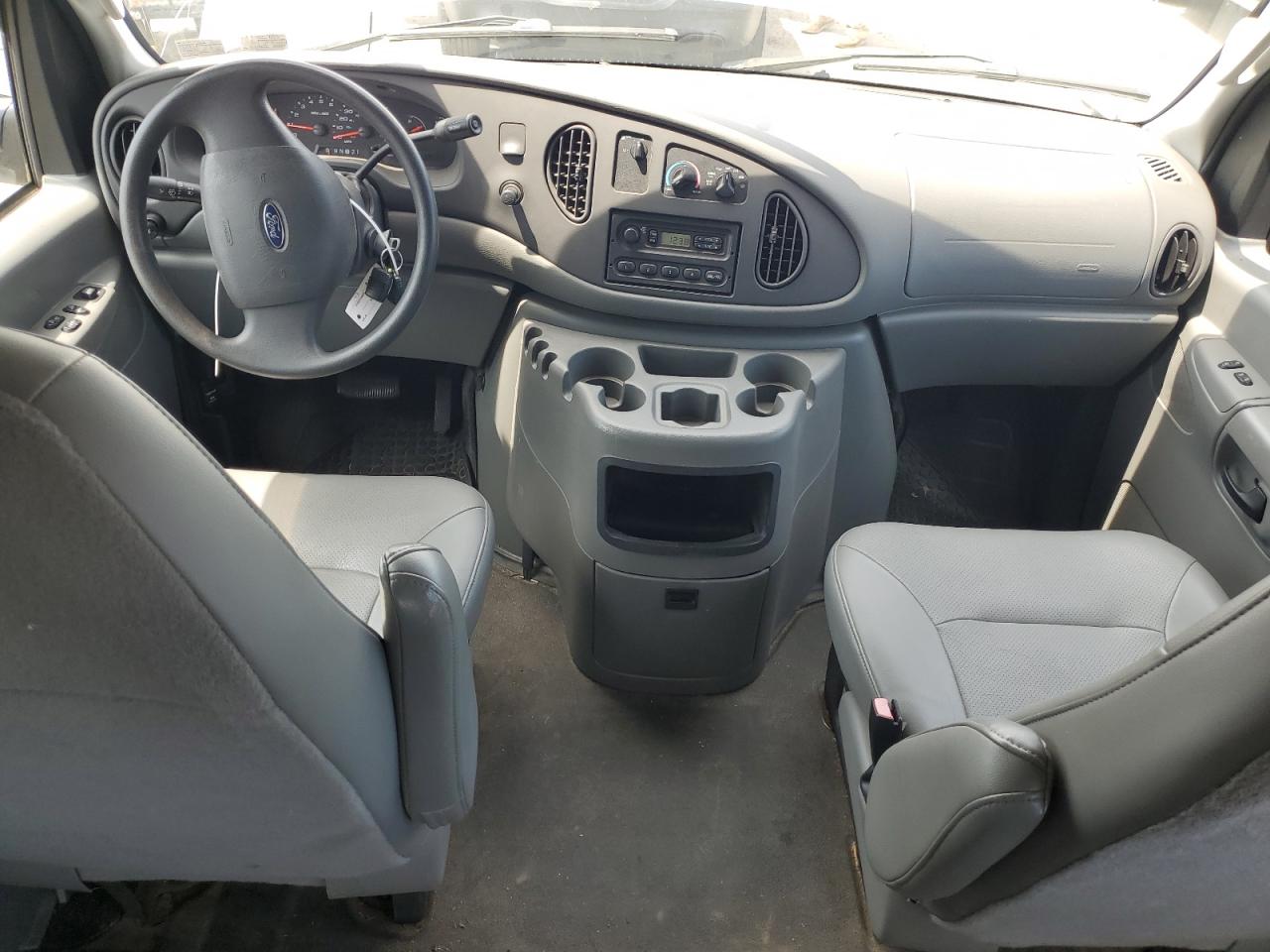 2004 Ford Econoline E150 Van VIN: 1FTRE14W14HA10721 Lot: 64638484