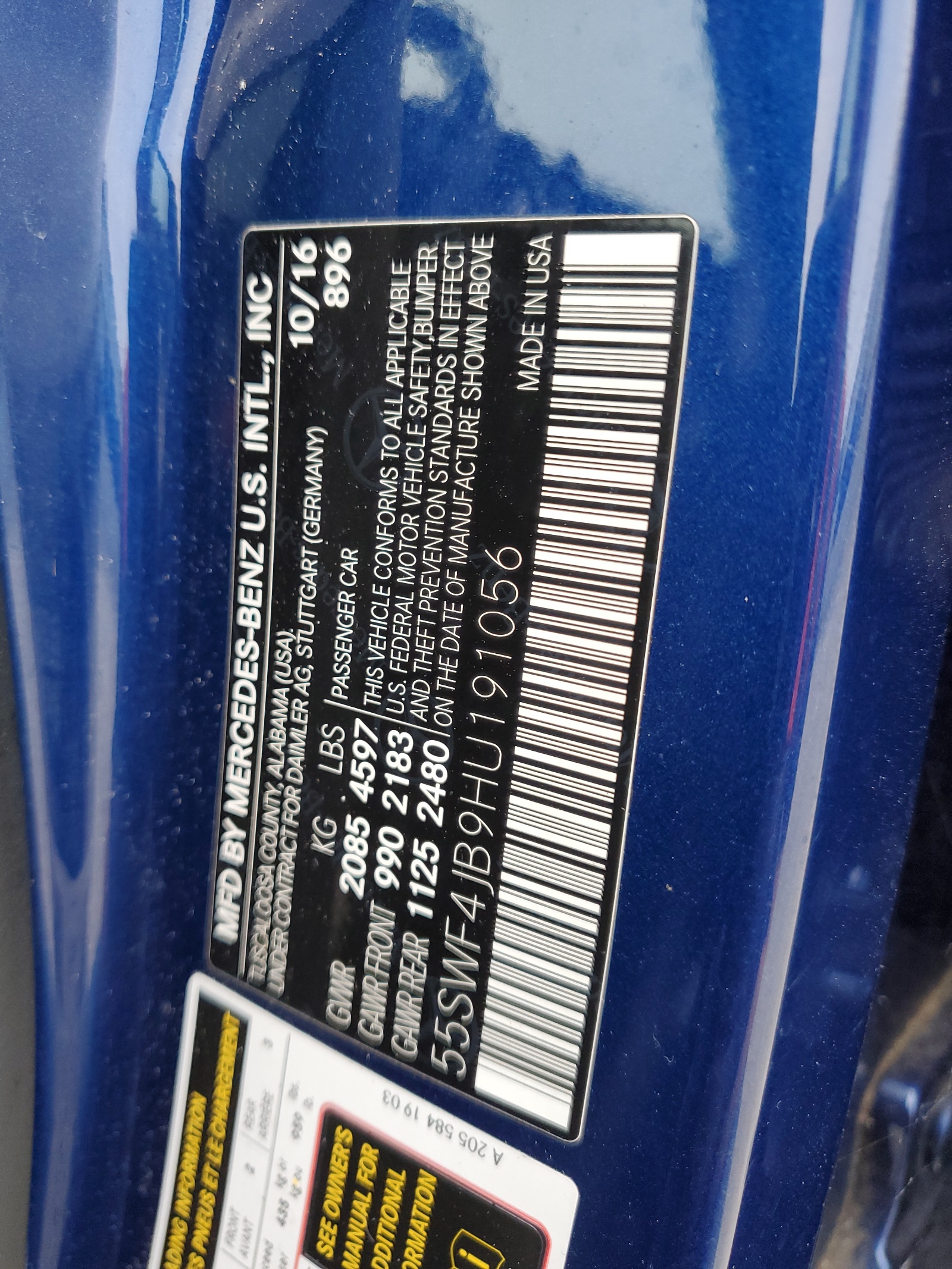 55SWF4JB9HU191056 2017 Mercedes-Benz C 300