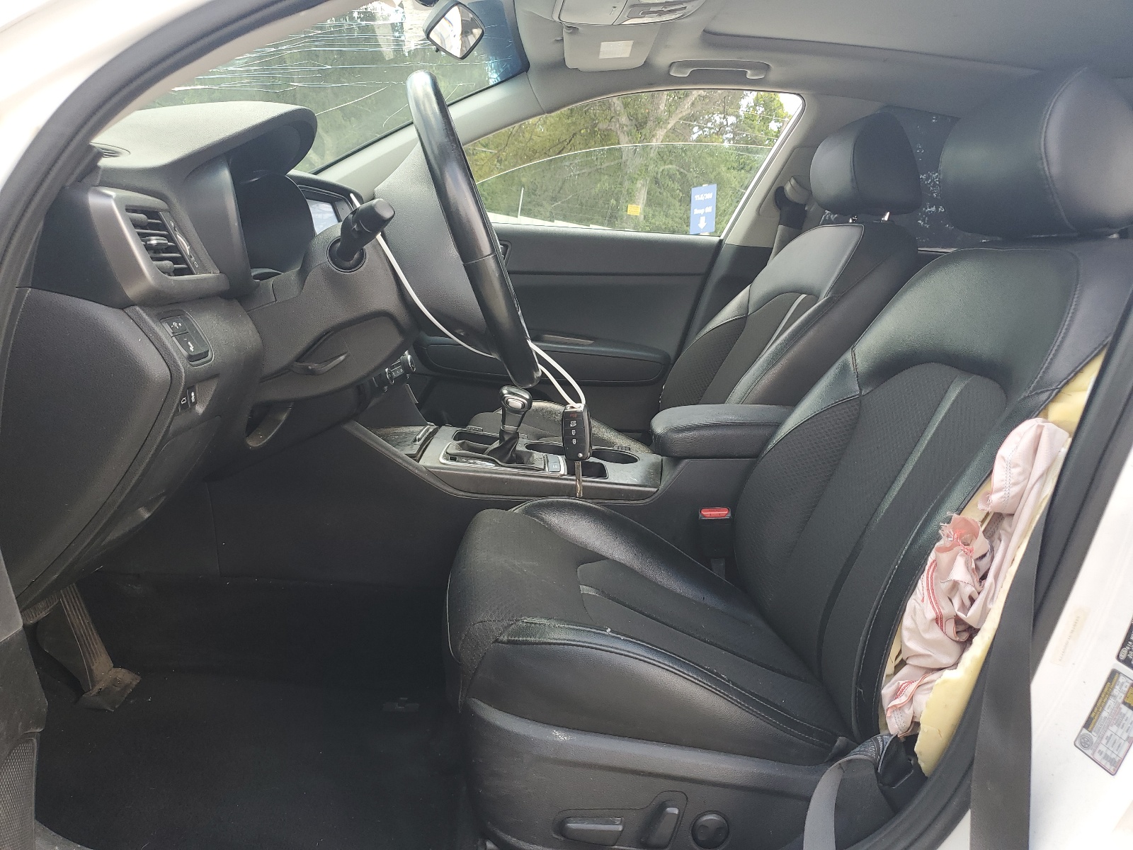 5XXGT4L3XJG209779 2018 Kia Optima Lx