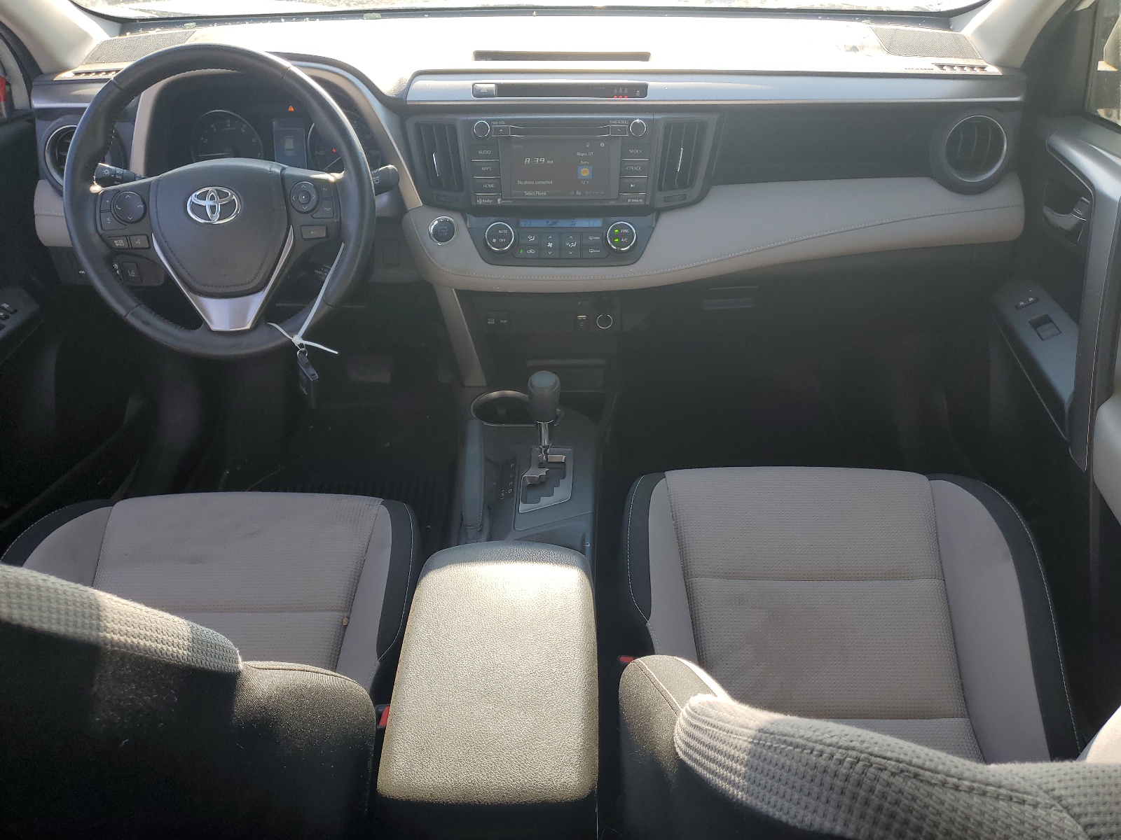 JTMRFREV3HD220784 2017 Toyota Rav4 Xle