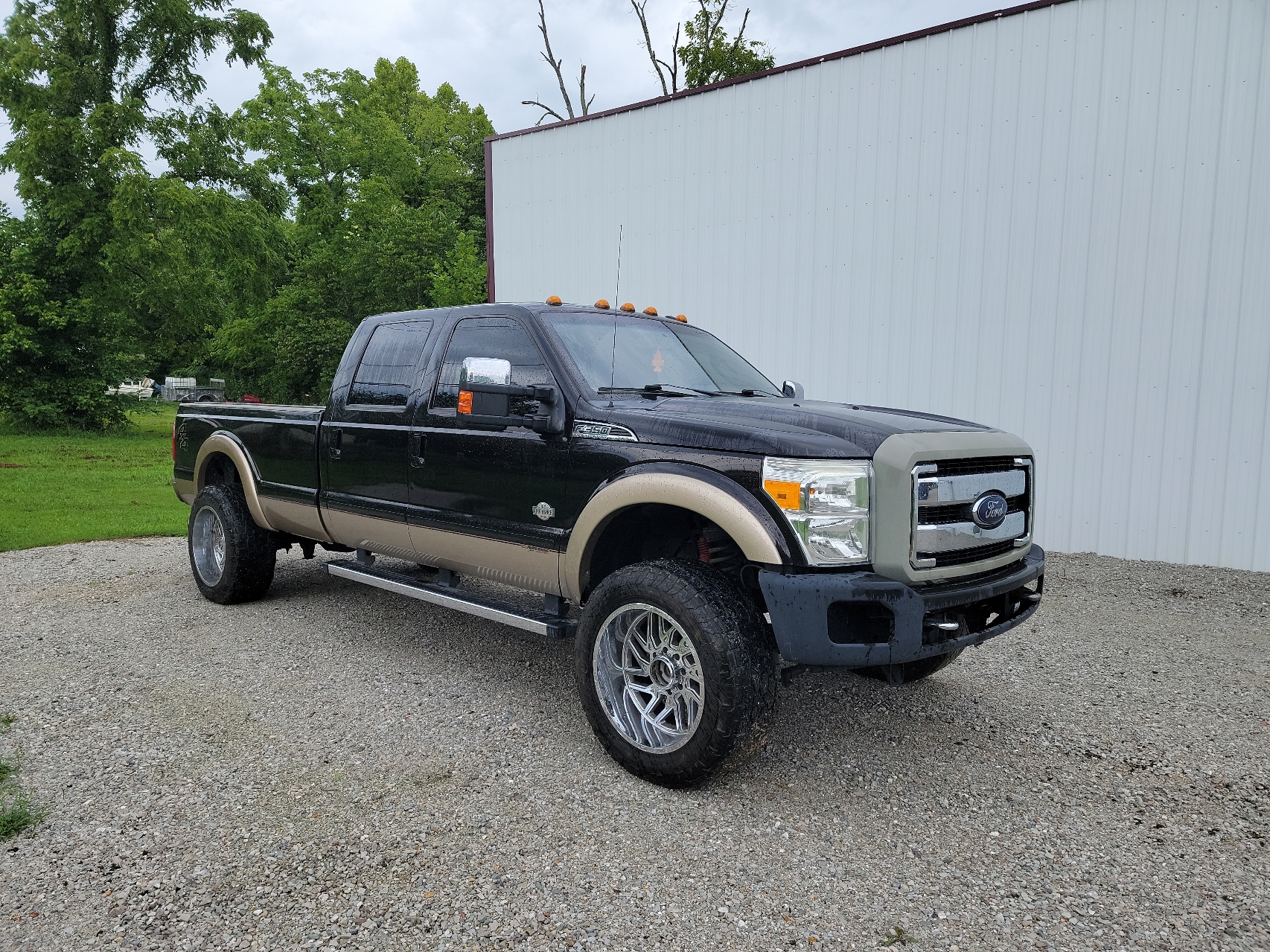 2014 Ford F350 Super Duty vin: 1FT8W3BT1EEB10799