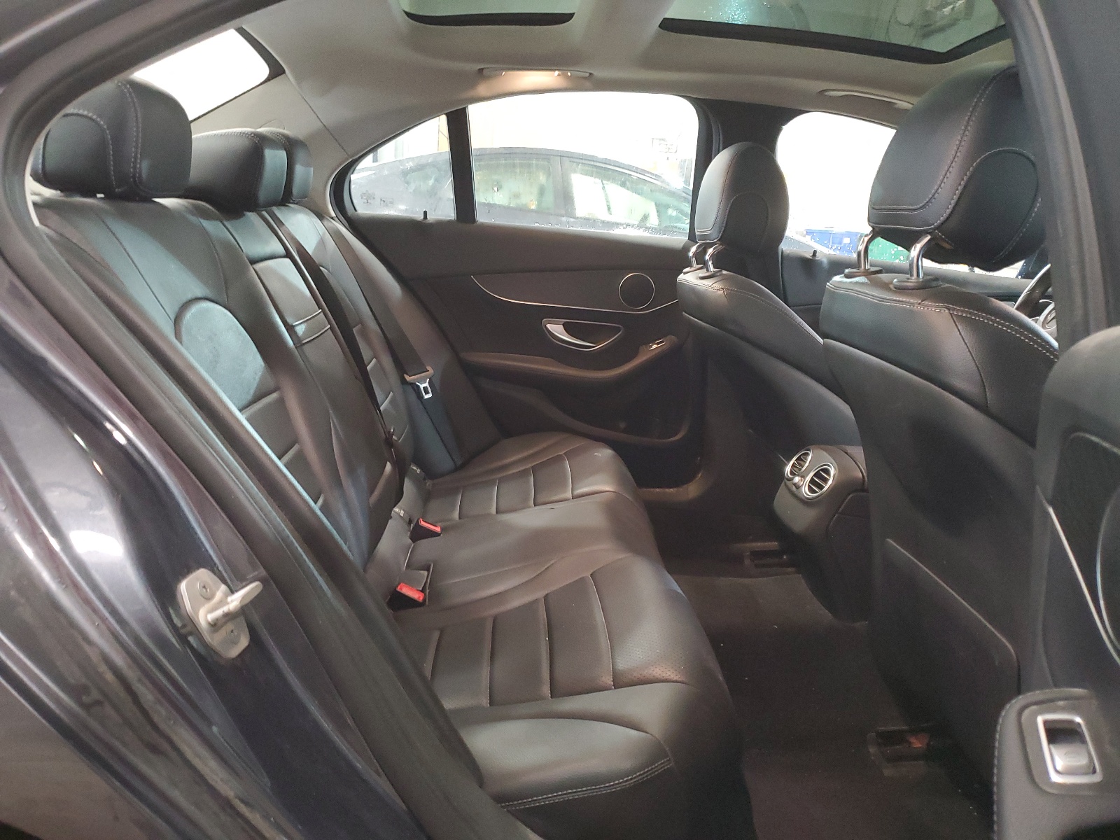 55SWF4KBXGU149055 2016 Mercedes-Benz C 300 4Matic