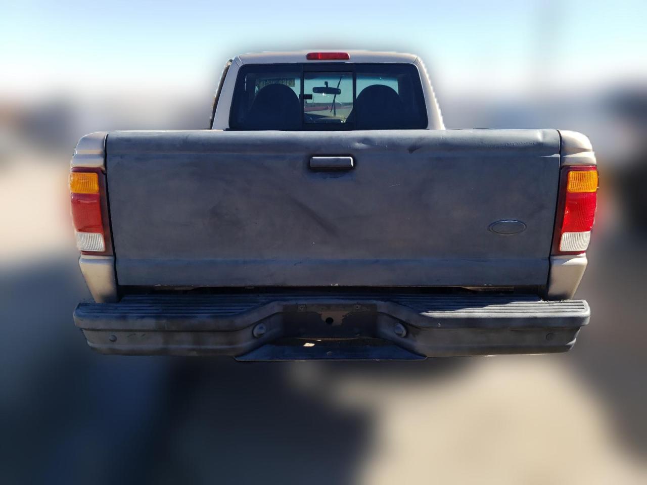 1998 Ford Ranger VIN: 1FTYR10U4WUC03850 Lot: 61903084