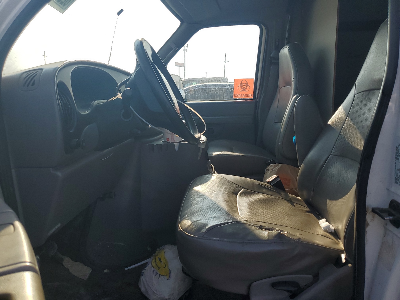 1FDSE35L62HA92729 2002 Ford Econoline E350 Super Duty Cutaway Van