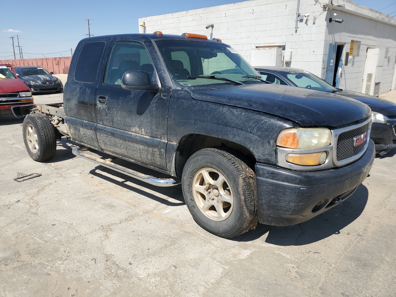 2GTFK69UX21384762 2002 GMC Sierra K1500 Denali