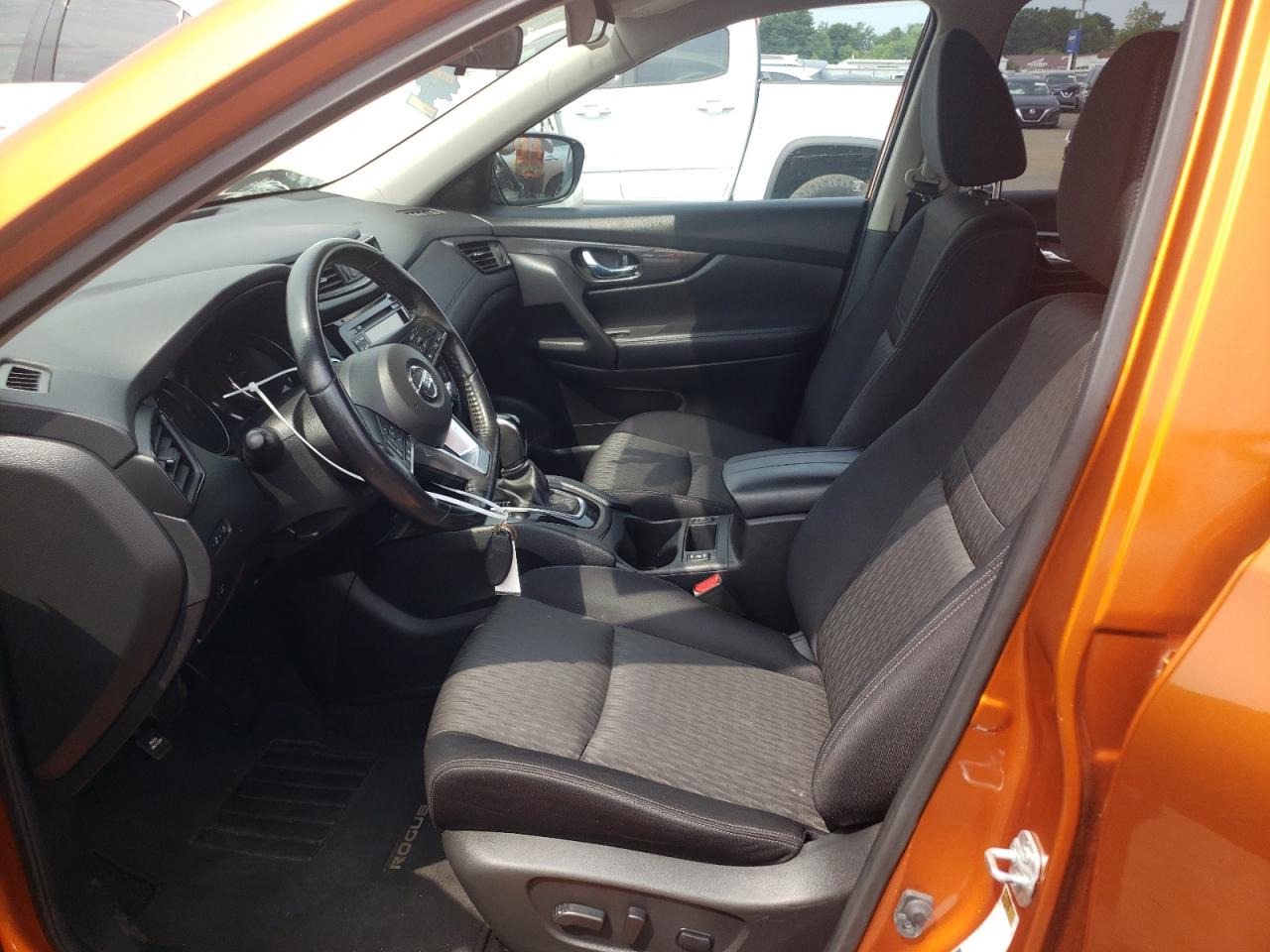 2017 Nissan Rogue S VIN: JN8AT2MV7HW006453 Lot: 64163574