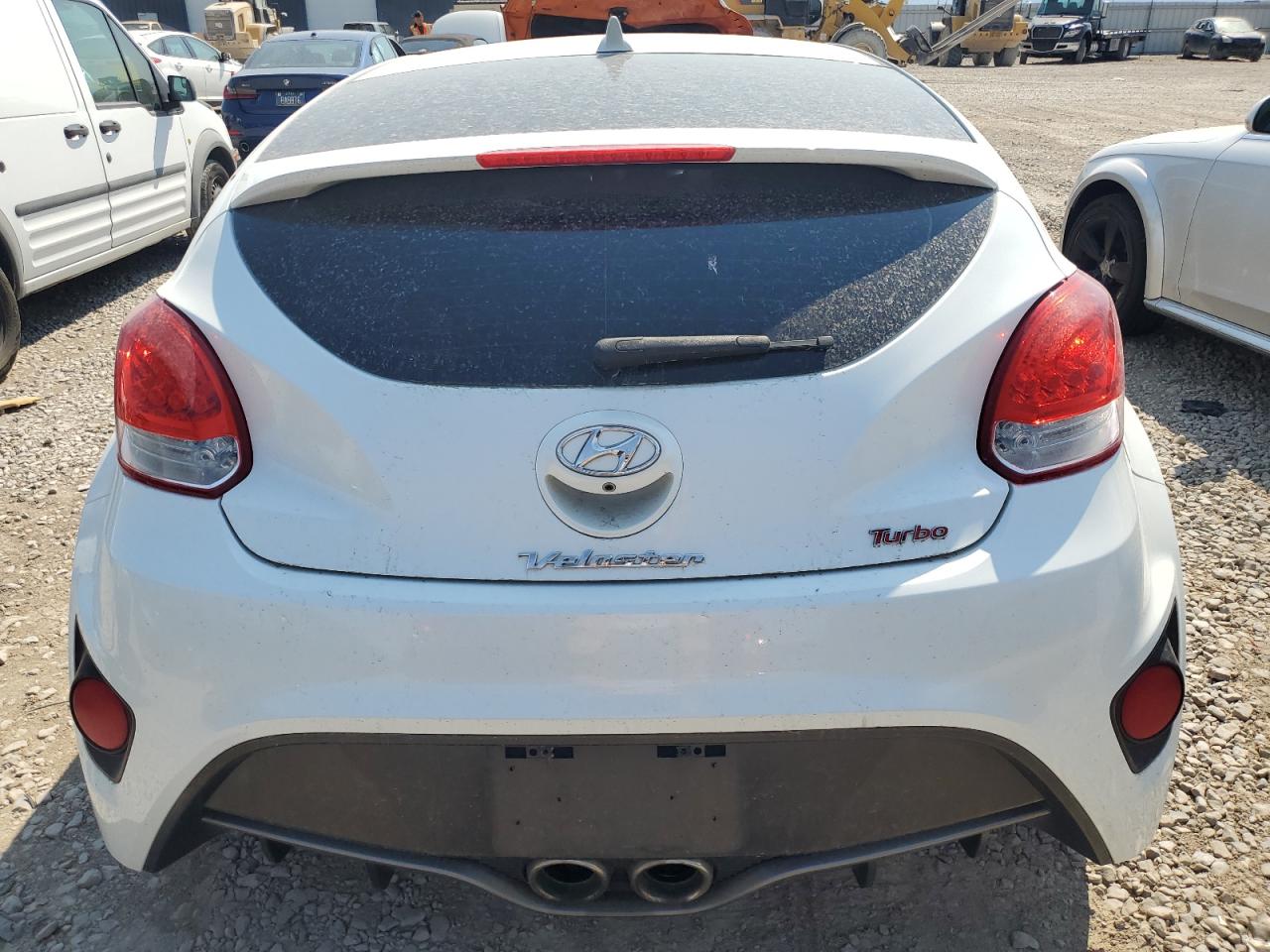 KMHTC6AE9GU282624 2016 Hyundai Veloster Turbo