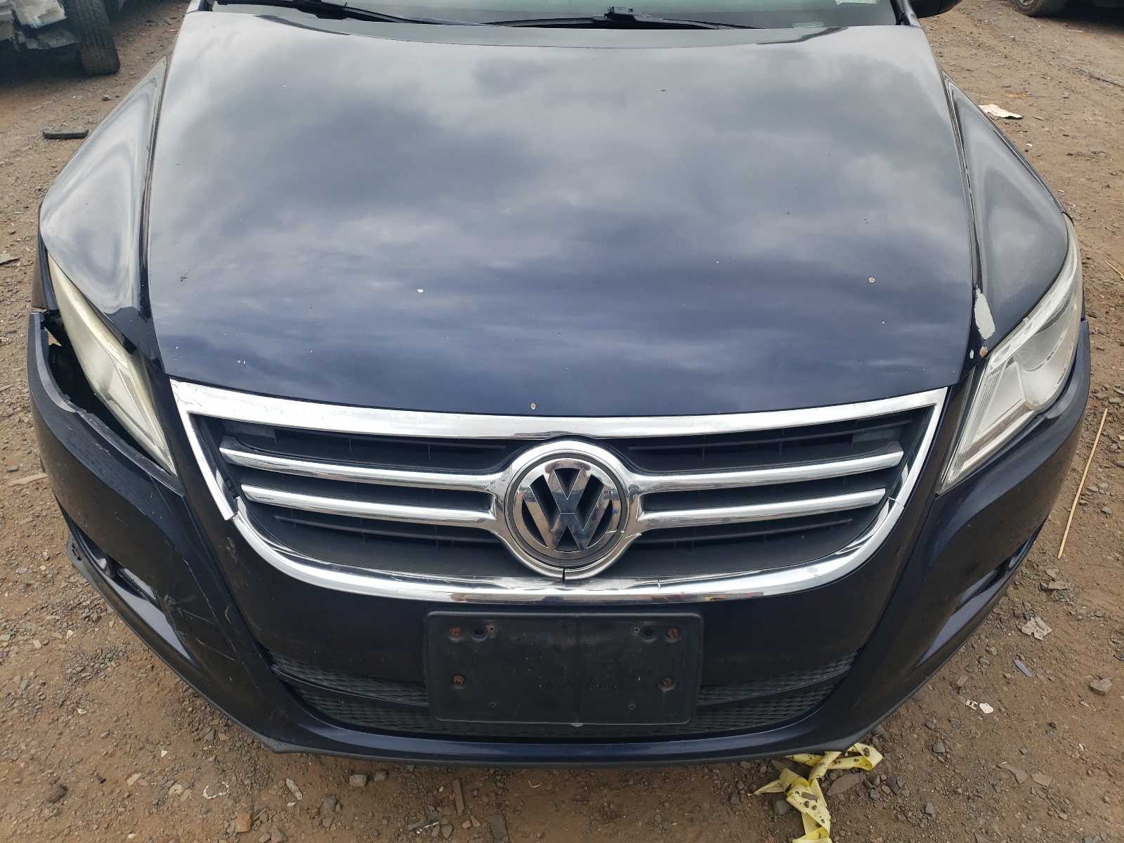 WVGBV7AX4BW527775 2011 Volkswagen Tiguan S