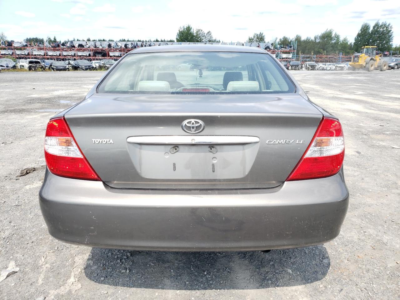 2003 Toyota Camry Le VIN: JTDBE32K930239478 Lot: 63074814