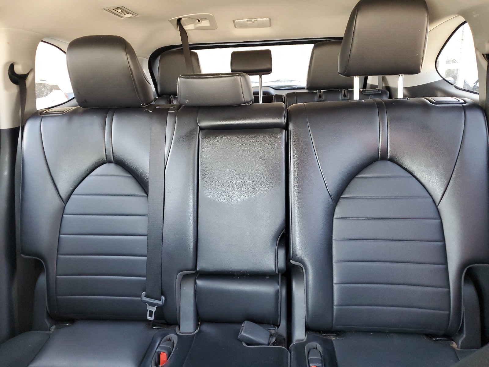 5TDHZRBH8NS563334 2022 Toyota Highlander Xle