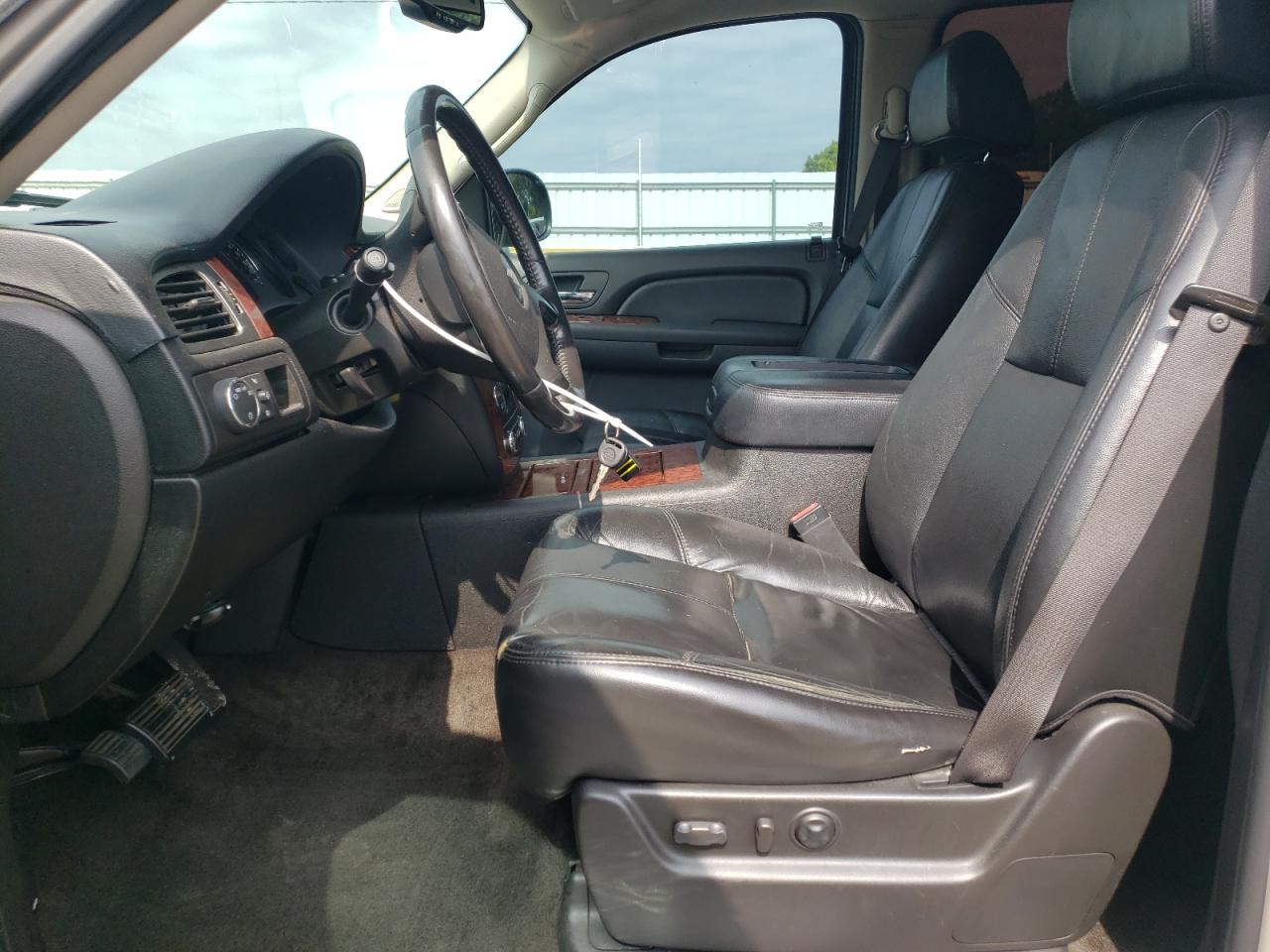 2007 Chevrolet Suburban C1500 VIN: 1GNFC16067R283175 Lot: 63675034