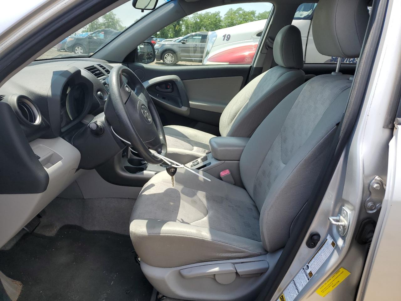 2009 Toyota Rav4 VIN: JTMBF33V995003057 Lot: 63877514