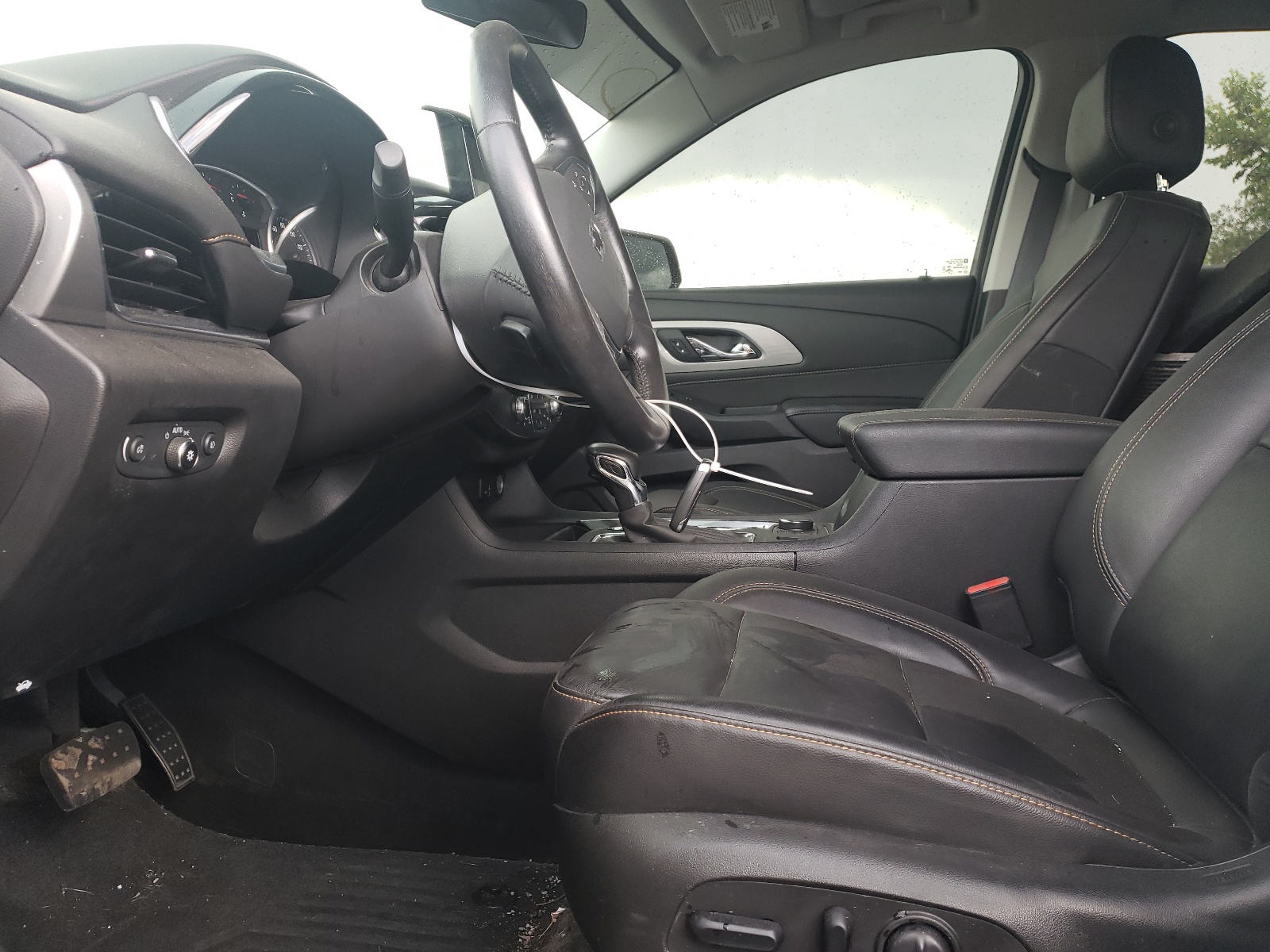 1GNEVJKW2MJ110327 2021 Chevrolet Traverse Rs