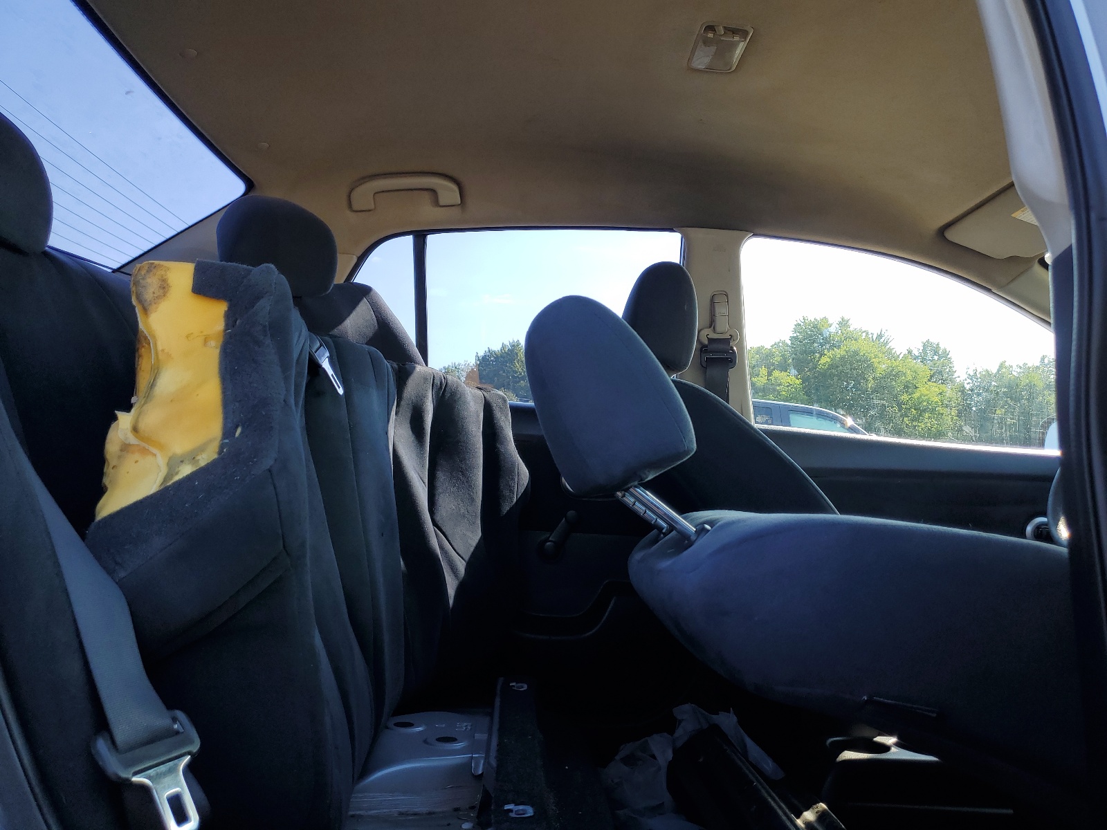 3N1CC1AP8AL366639 2010 Nissan Versa S