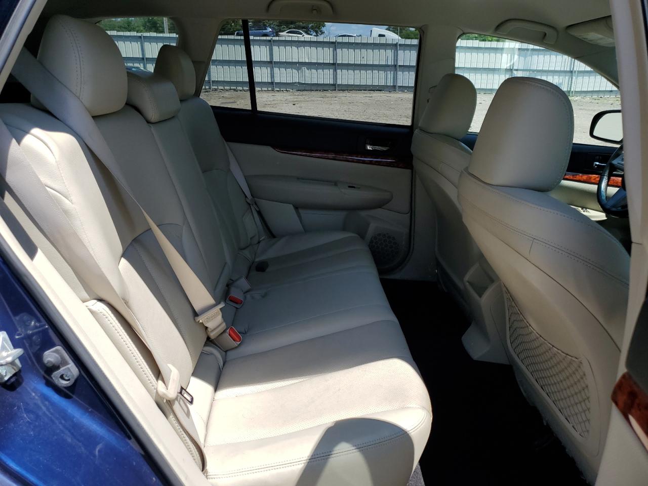 2010 Subaru Outback 2.5I Limited VIN: 4S4BRBJC4A3356093 Lot: 63671394