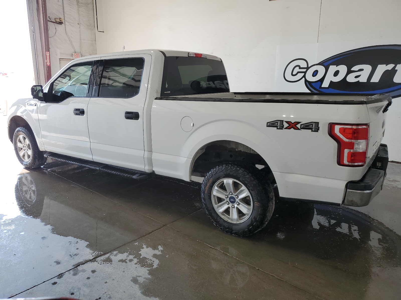 1FTFW1E57KFB51551 2019 Ford F150 Supercrew