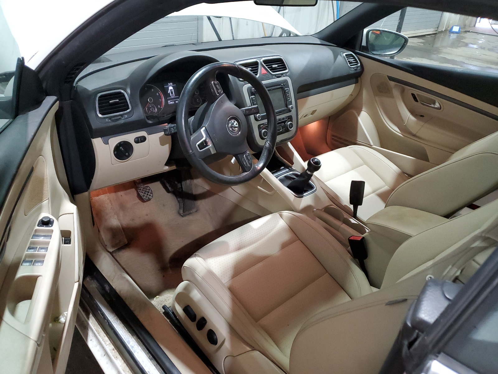 WVWAA7AH7AV020961 2010 Volkswagen Eos Turbo