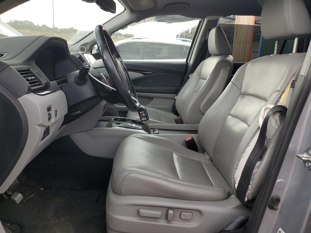 2016 Honda Pilot Touring VIN: 5FNYF6H93GB113640 Lot: 62415754