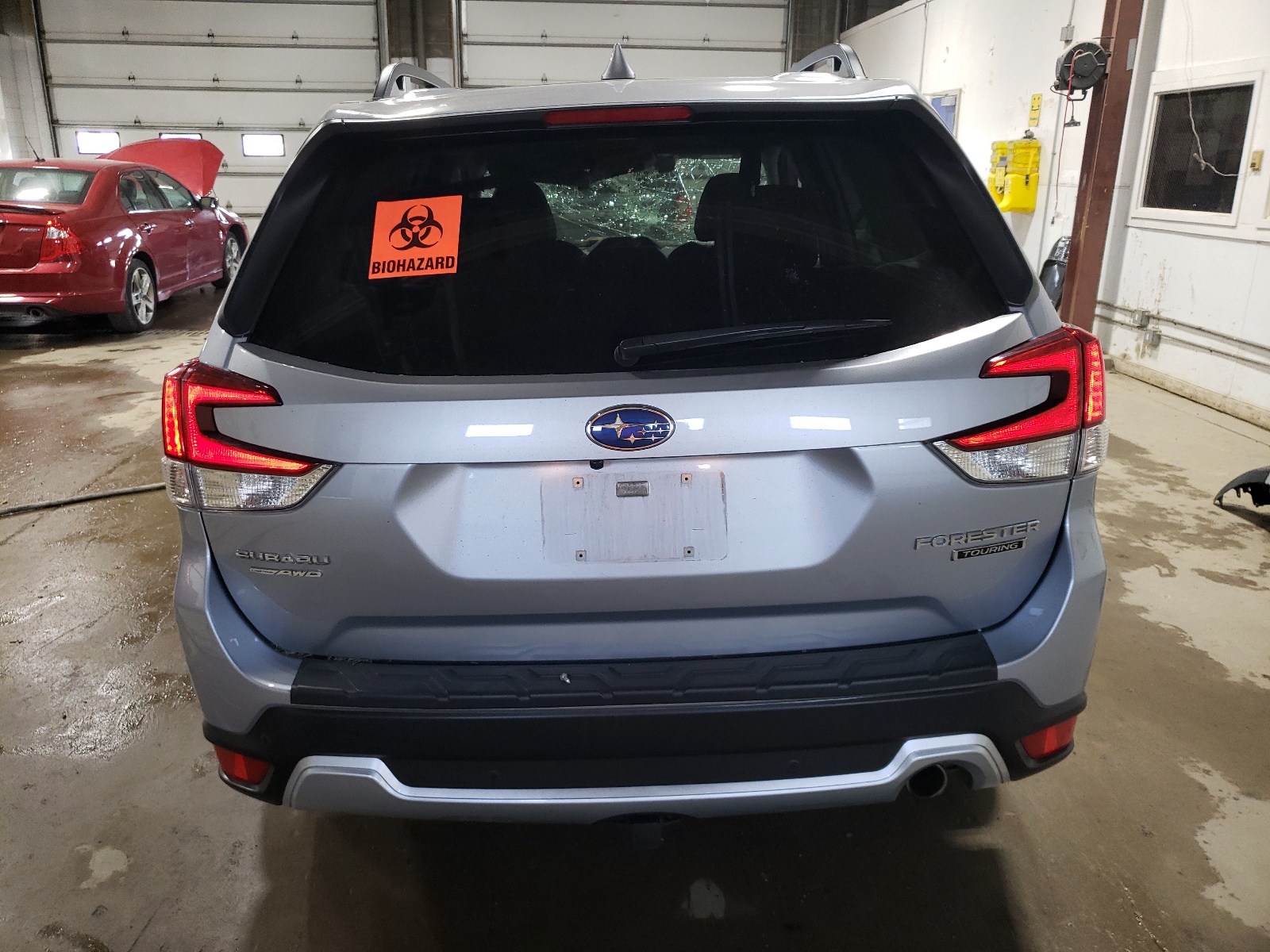 2019 Subaru Forester Touring vin: JF2SKAWC9KH585600