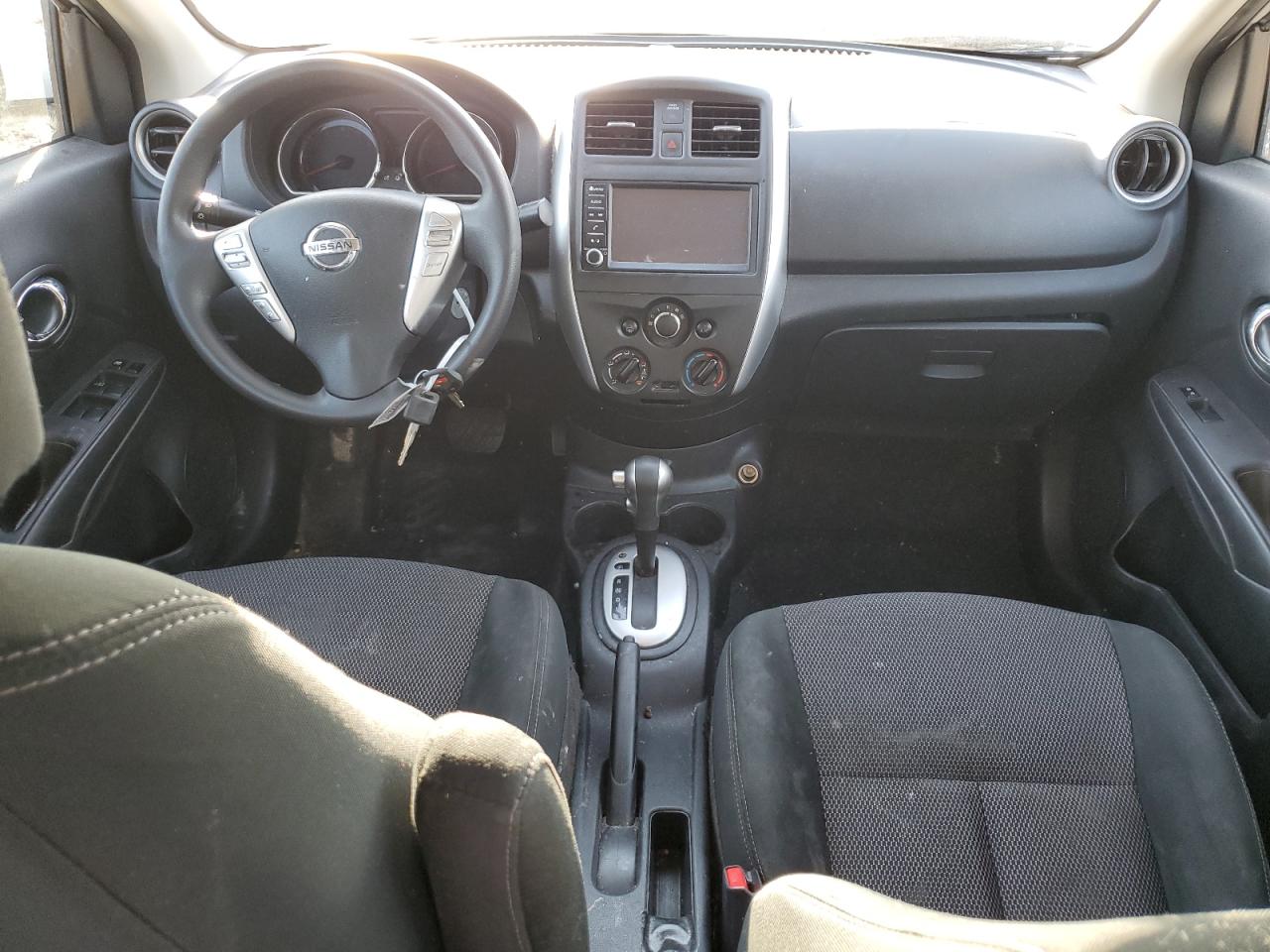 3N1CN7AP0KL876157 2019 Nissan Versa S