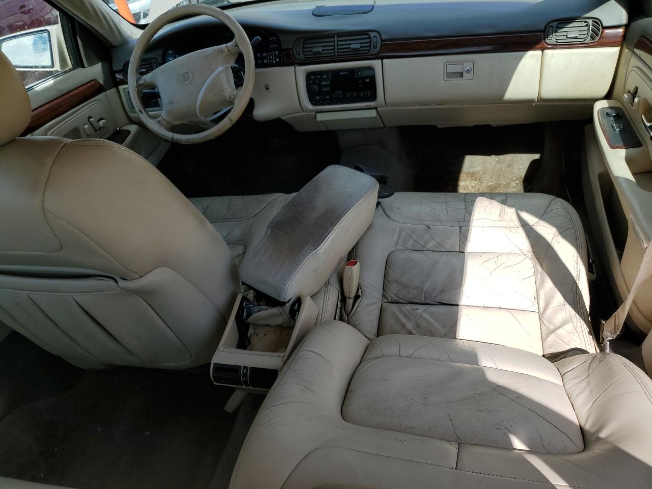 1998 Cadillac Deville VIN: 1G6KD54Y8WU781946 Lot: 64605514