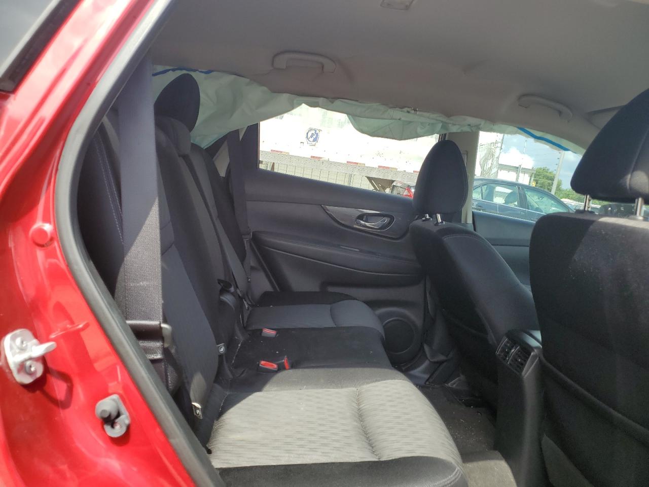 2017 Nissan Rogue S VIN: JN8AT2MT5HW384382 Lot: 64720014