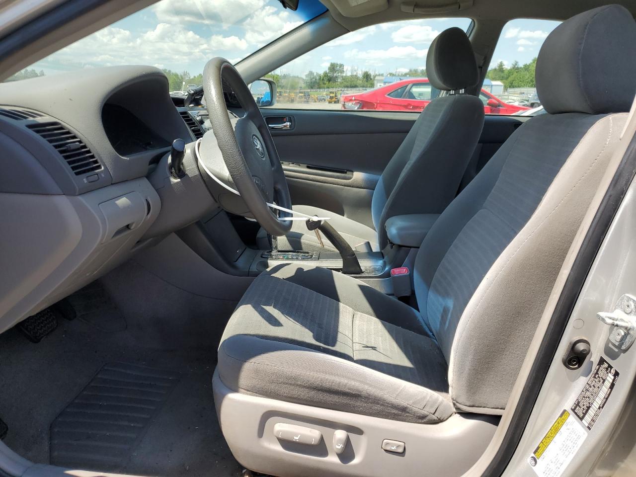 2005 Toyota Camry Le VIN: 4T1BE32KX5U090523 Lot: 63723204