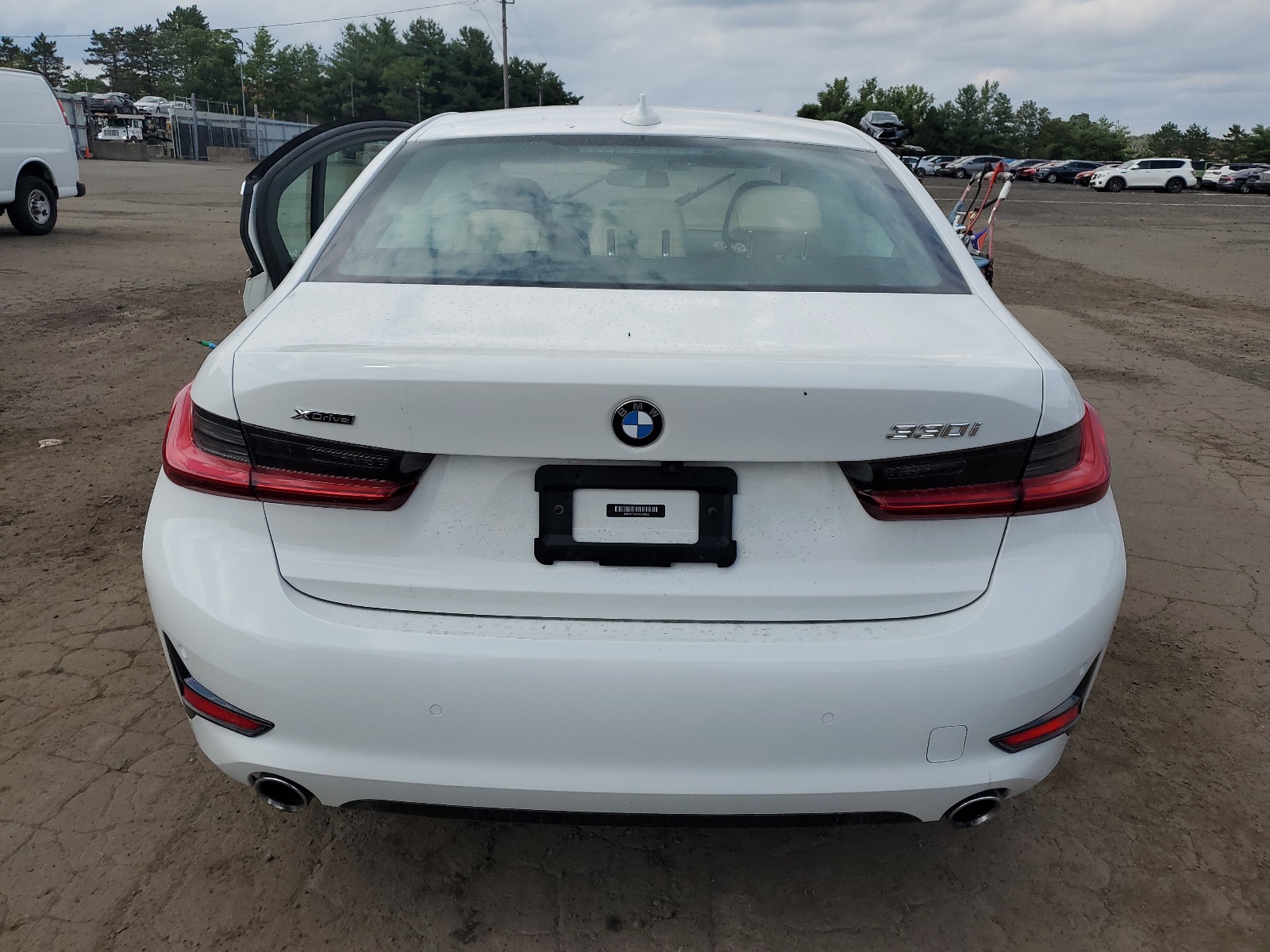 3MW5R7J08M8B88293 2021 BMW 330Xi