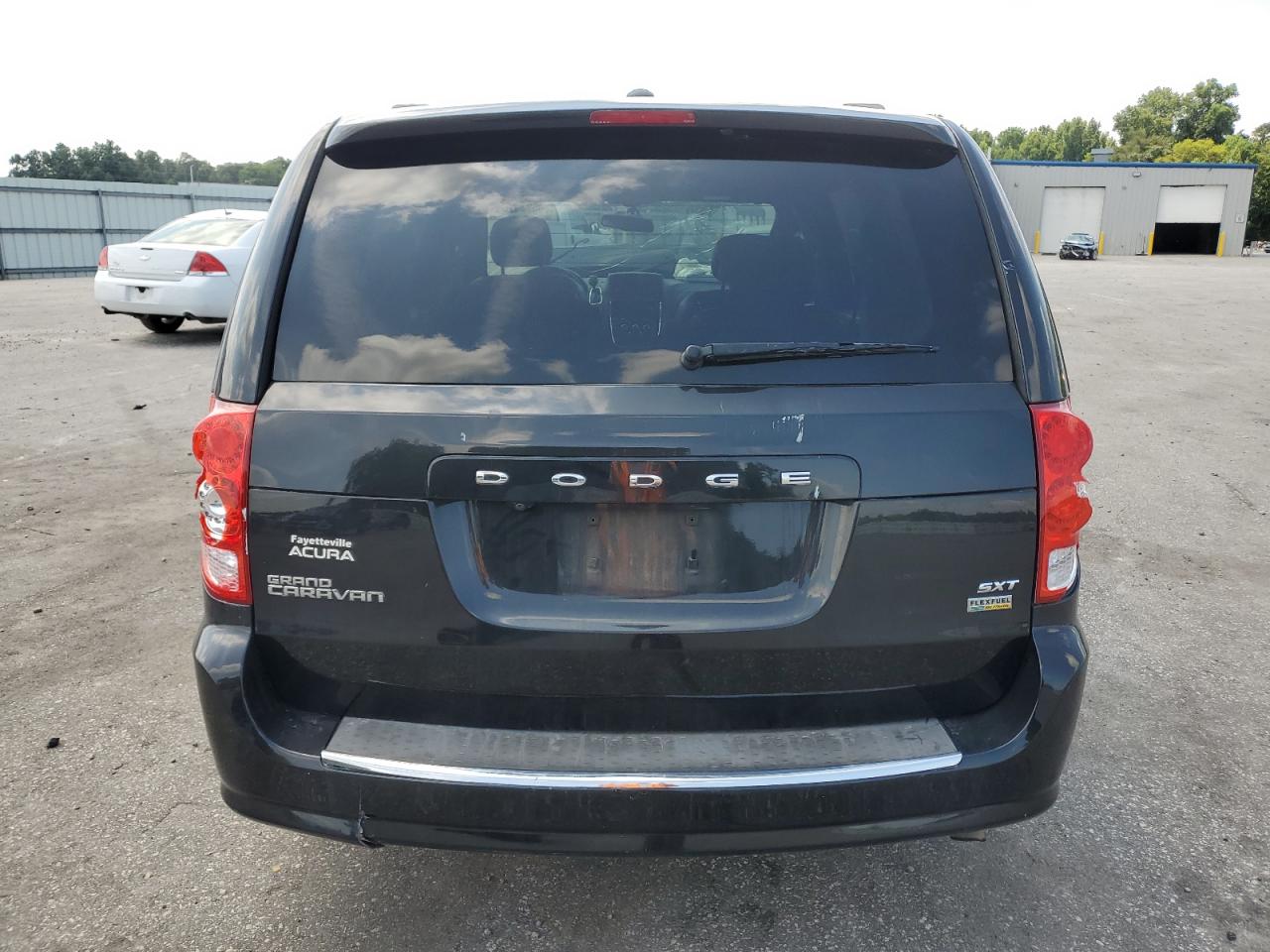 2C4RDGCG8HR681555 2017 Dodge Grand Caravan Sxt