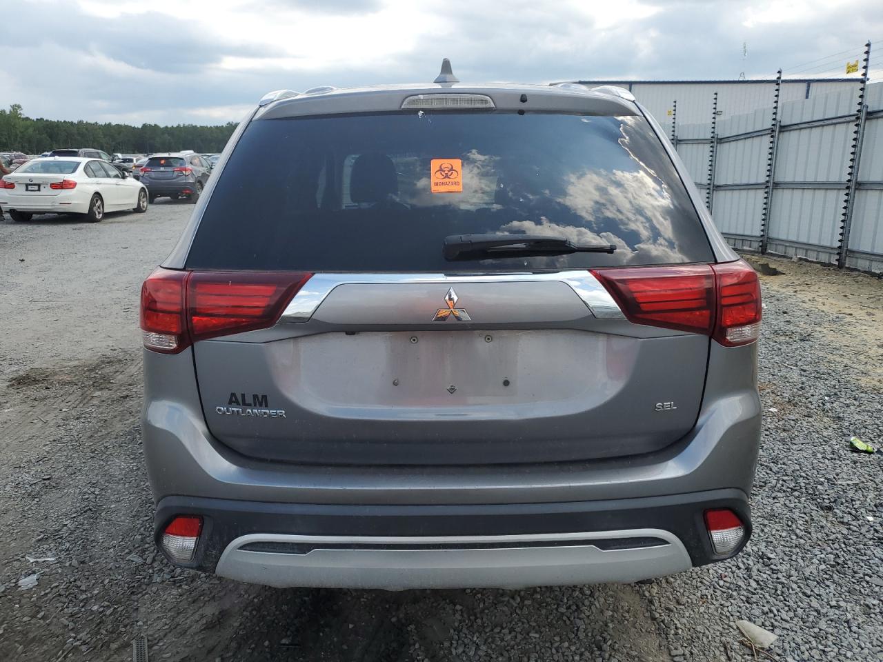 JA4AZ3A38LJ001331 2020 Mitsubishi Outlander Se