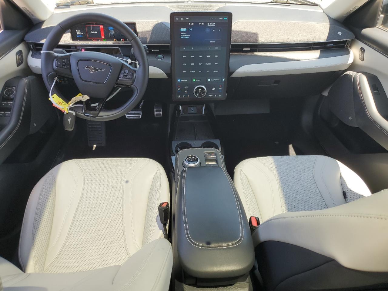 2021 Ford Mustang Mach-E Premium VIN: 3FMTK3SU8MMA26496 Lot: 61006014