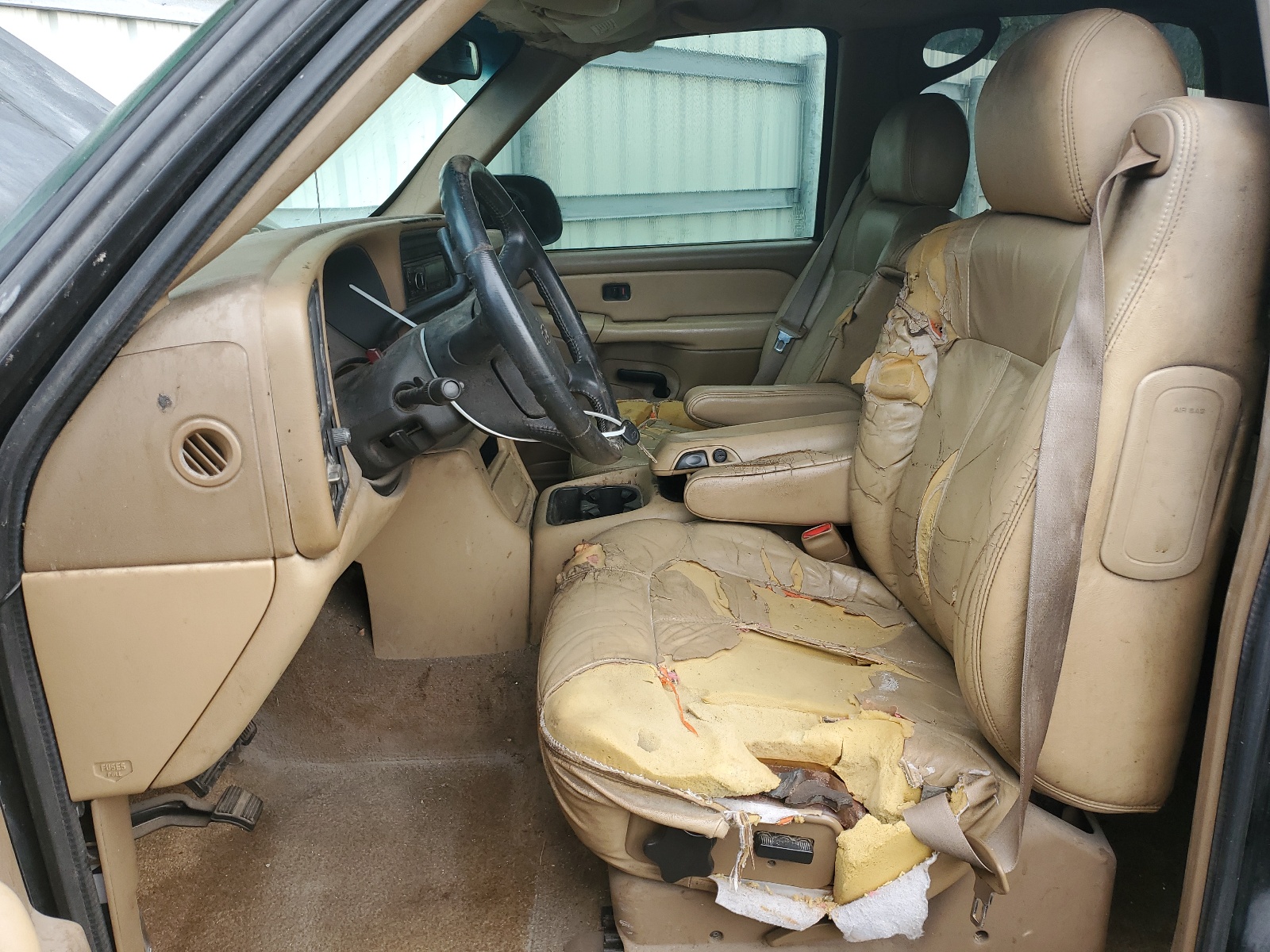 1GNEC13T3YJ155714 2000 Chevrolet Tahoe C1500